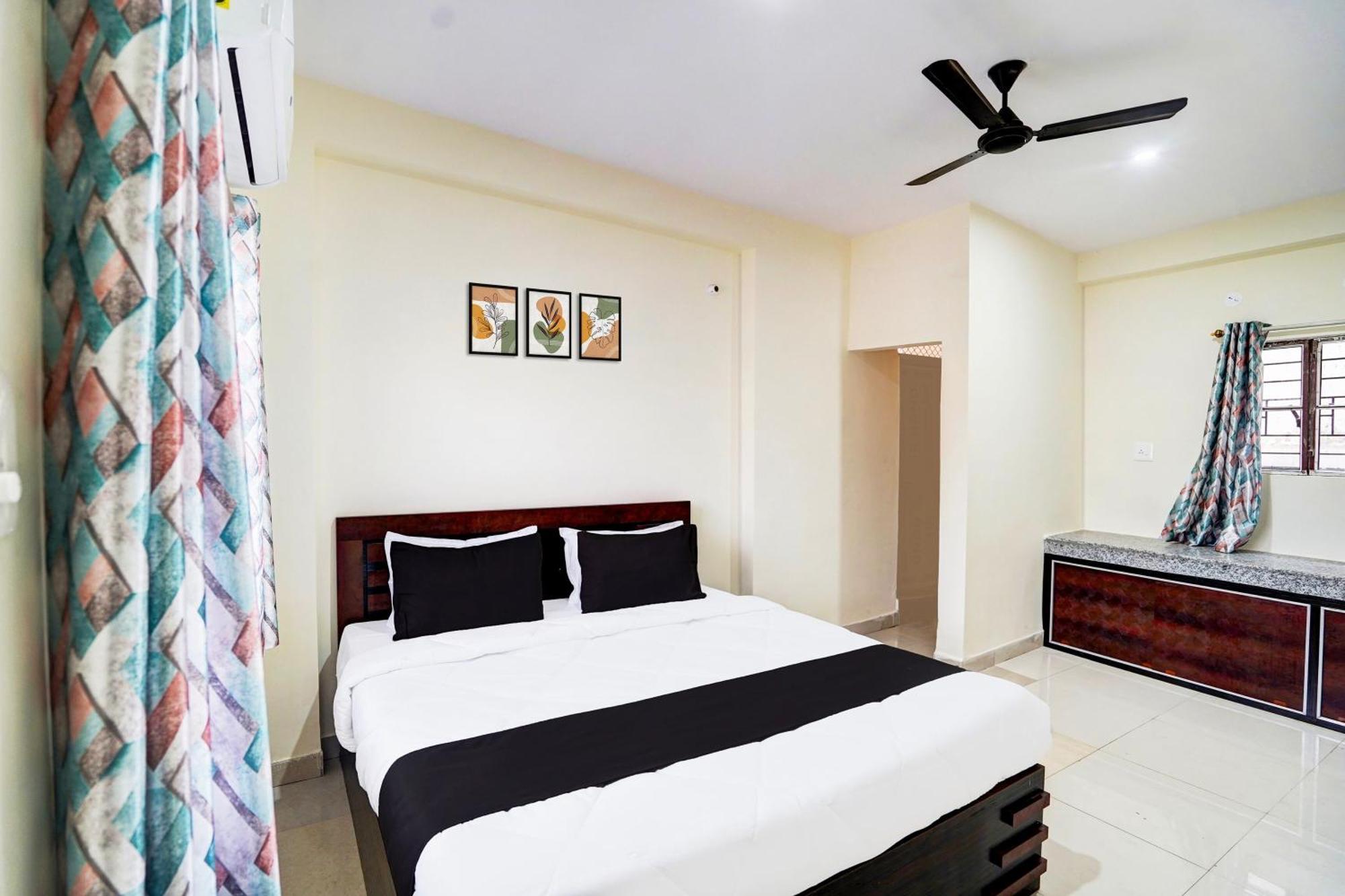 Hotel O The Crown Inn Danapur Exterior photo